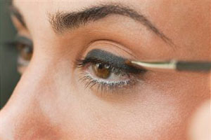 Макияж лица: из дневного в вечерний