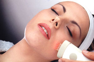 Как избавиться от отеков под глазами: эффективные методы